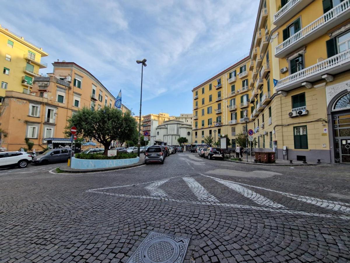 Appartamento Wanda Bleisure Napoli Esterno foto