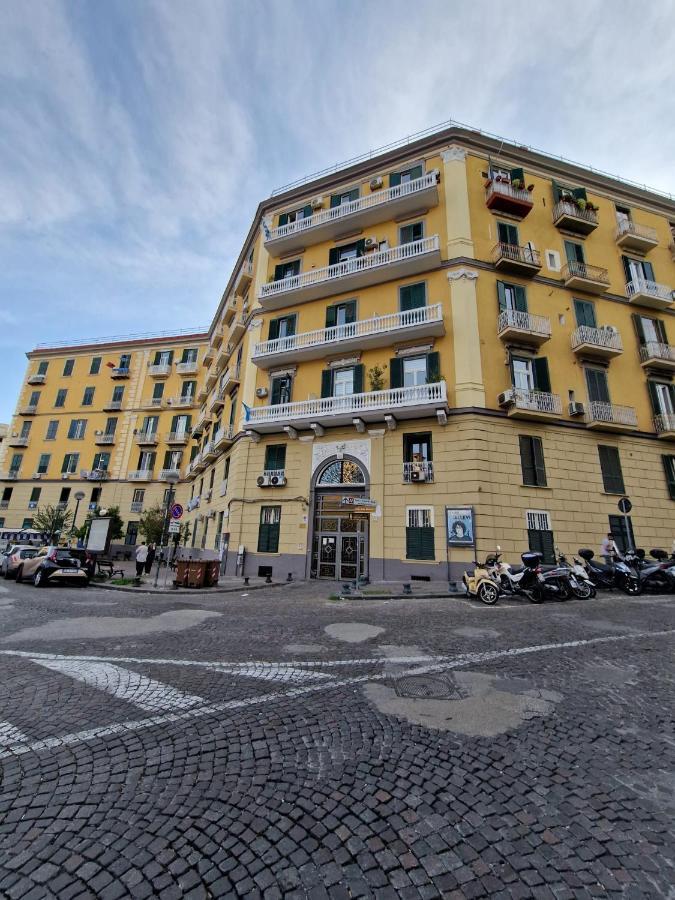 Appartamento Wanda Bleisure Napoli Esterno foto